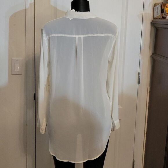BRAND NEW TIMING LONG SLEEVES BLOUSE - Picture 7 of 12